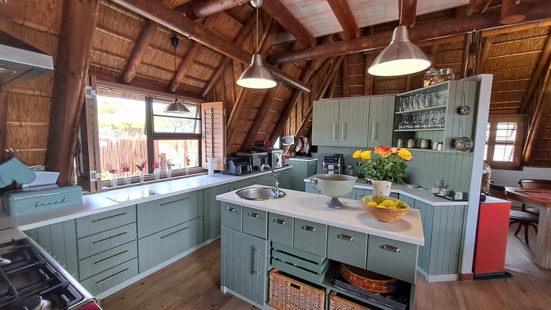 5 Bedroom Property for Sale in Stilbaai Wes Western Cape